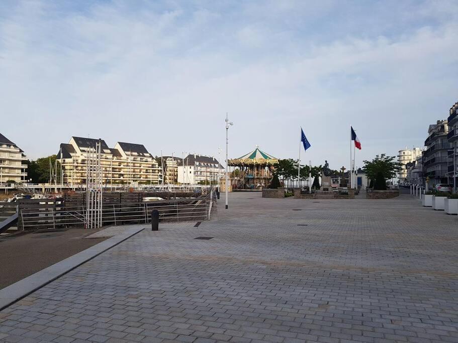 T2 Plein Centre Du Pouliguen, Port Et Plage A Pied Le Pouliguen Ngoại thất bức ảnh